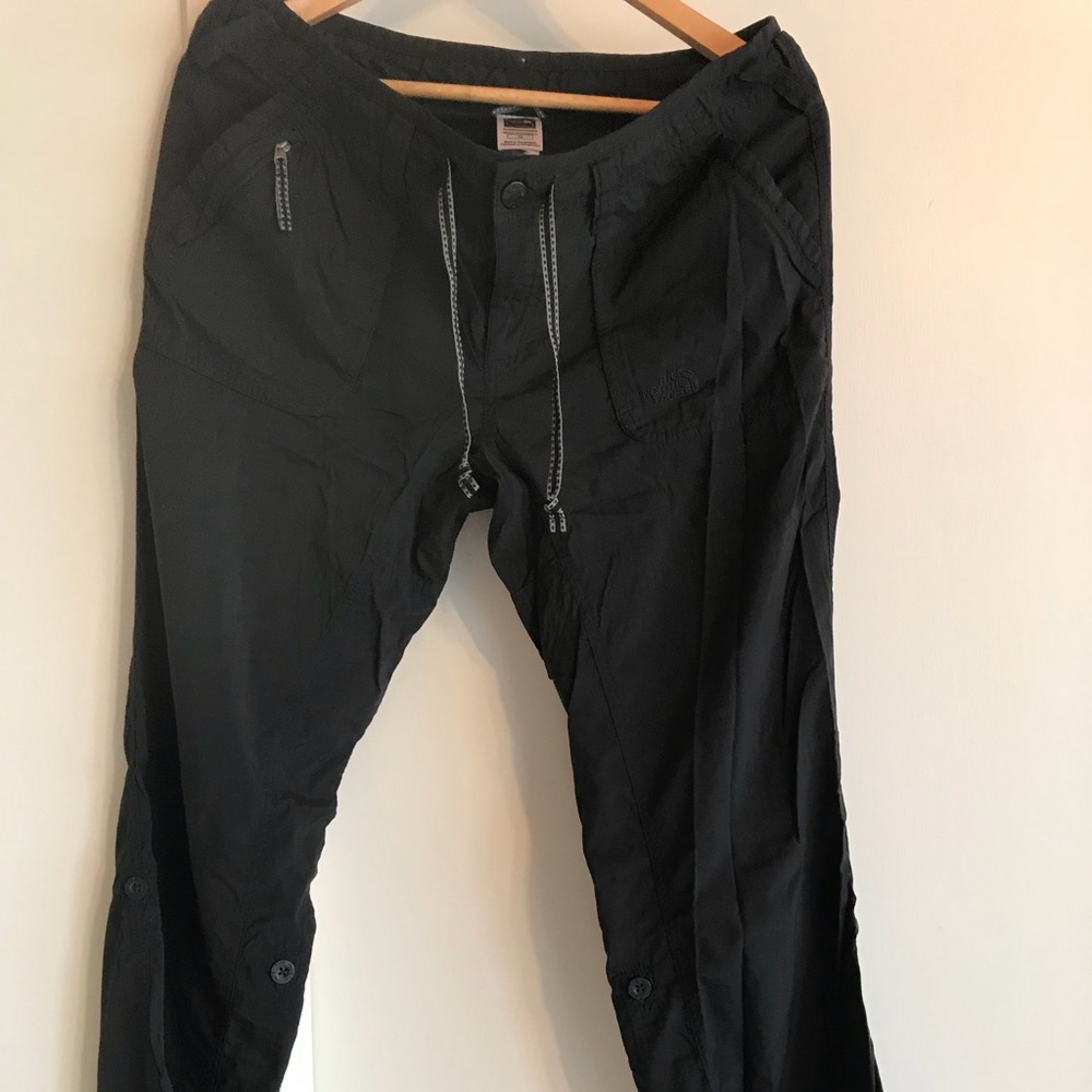 Light weight Northface capris pants